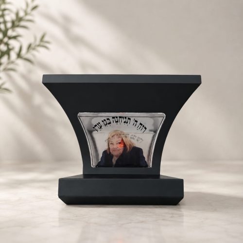 נר זיכרון סולארי למצבה, במיתוג אישי.